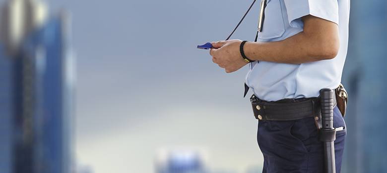 Cuộc sống người nhân viên bảo vệ giản dị nhưng ý nghĩa